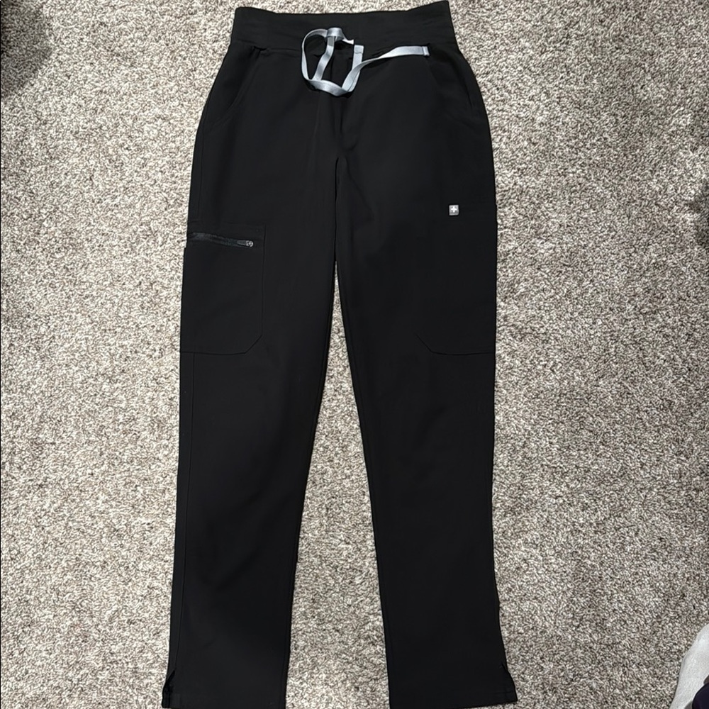 Black figs pants